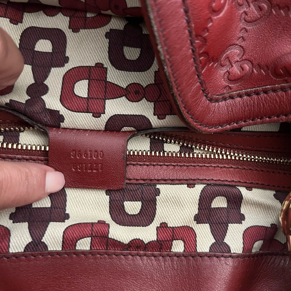 Gucci Deep Red Indy Leather Shoulder Bag with Tassels - Picture 9 of 9